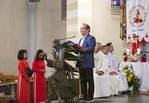 Hình Ảnh Ngày Lễ Thánh Tâm Chúa Giêsu 15.06.2025, Bổn Mạng CĐ Düsseldorf
